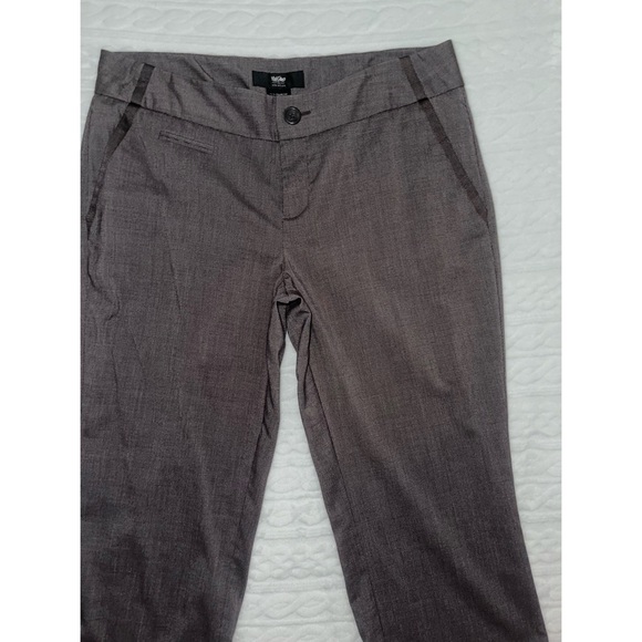 Women’s Dark Gray Mossimo Stretch Capri Bottoms 🖤 - Picture 8 of 17